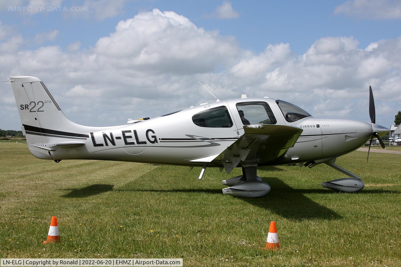 LN-ELG, Cirrus SR22 GTS C/N 3742, at ehmz