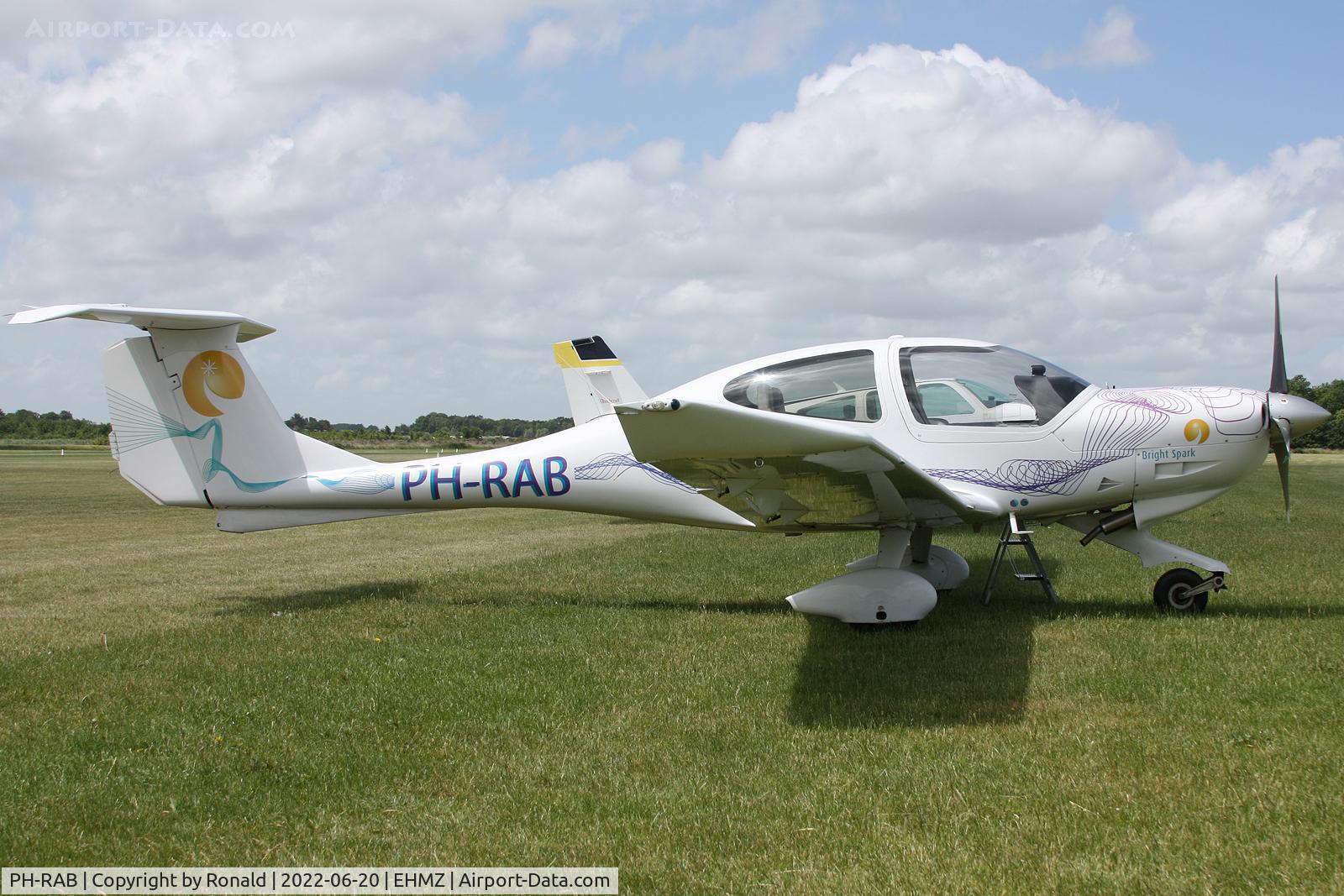 PH-RAB, 2005 Diamond DA-40D Diamond Star C/N D4.162, at ehmz