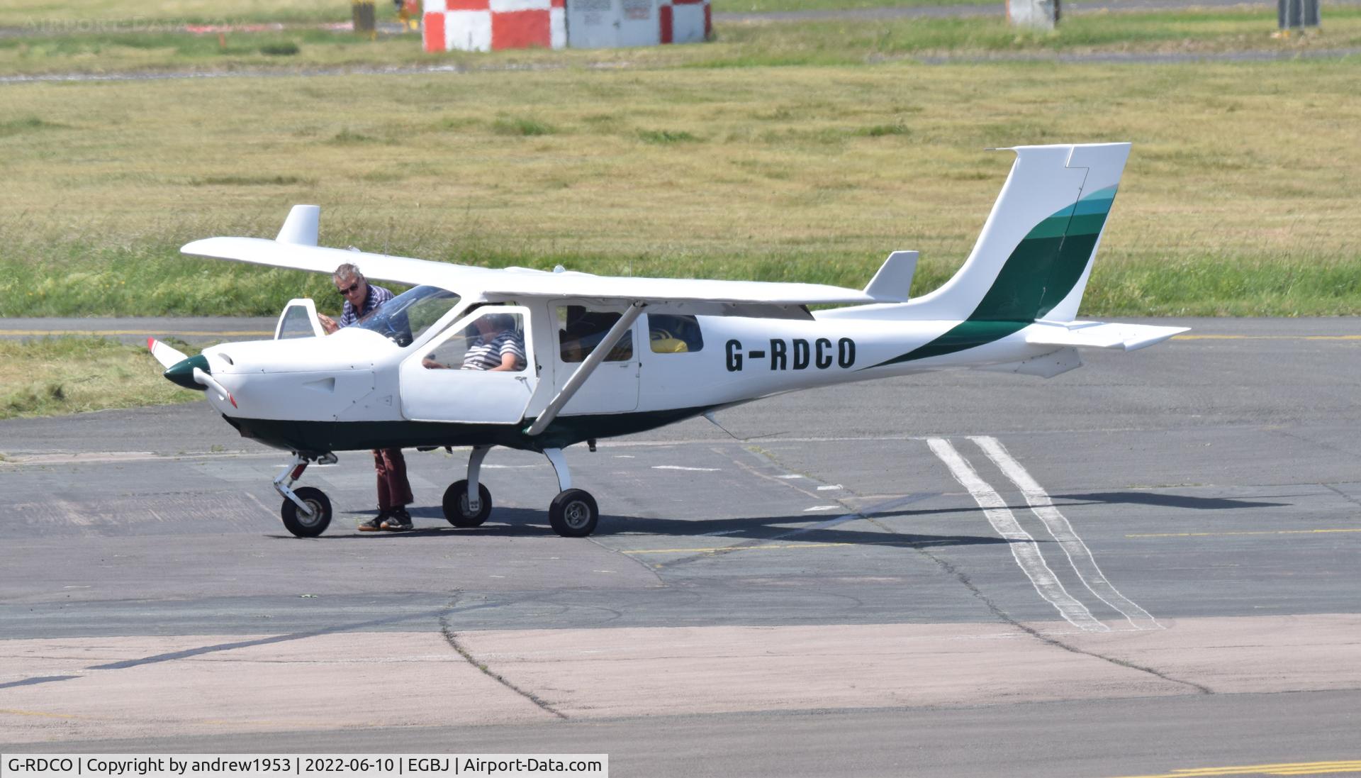 G-RDCO, 2004 Jabiru J400 C/N PFA 325-14052, G-RDCO at Gloucestershire Airport.