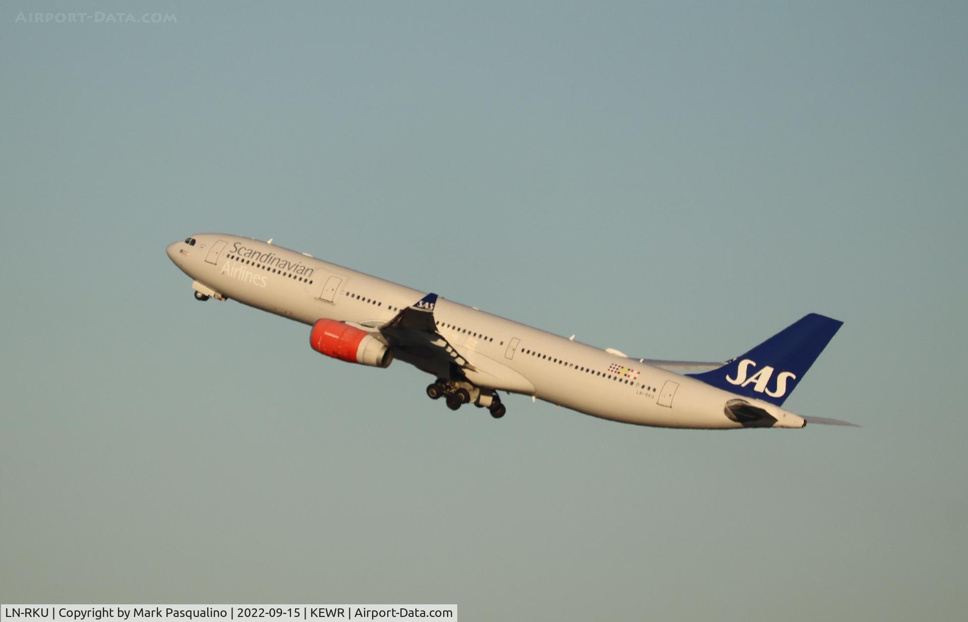 LN-RKU, 2016 Airbus A330-343 C/N 1715, Airbus A330-343