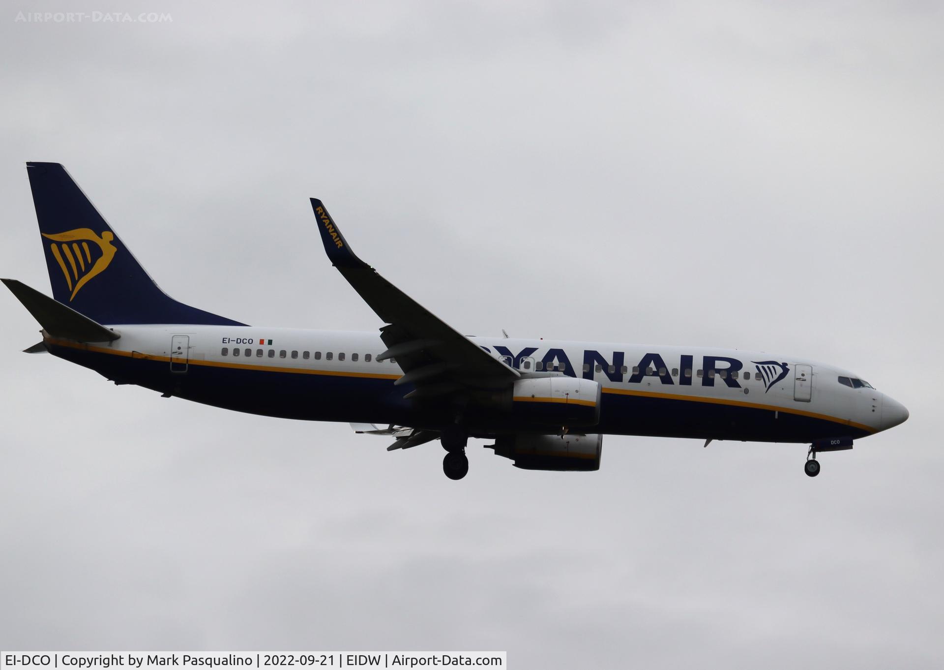 EI-DCO, 2004 Boeing 737-8AS C/N 33809, Boeing 737-8AS