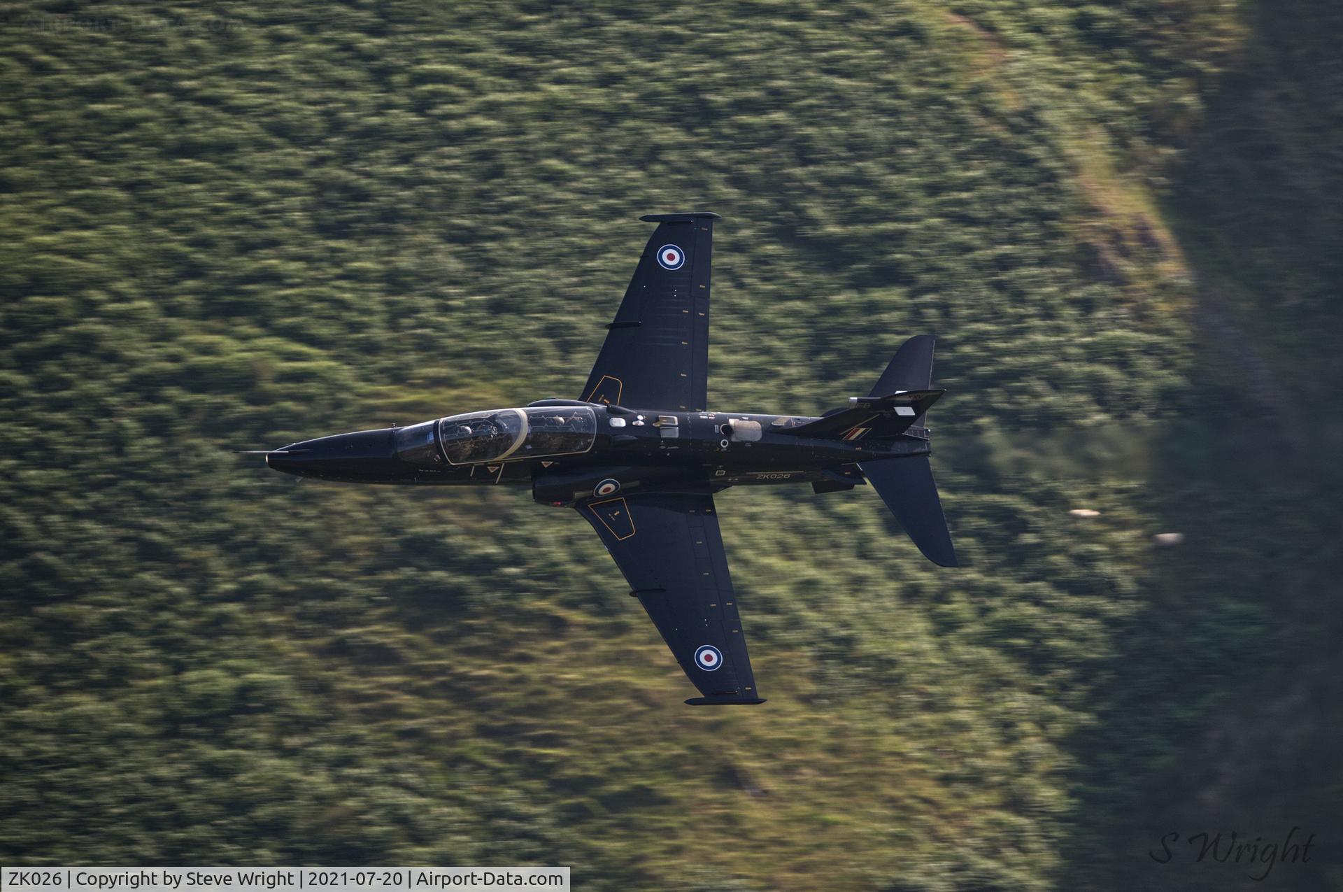 ZK026, 2009 British Aerospace Hawk T2 C/N RT017/1255, Bwlch Oerdrws, Mach Loop. Wales UK