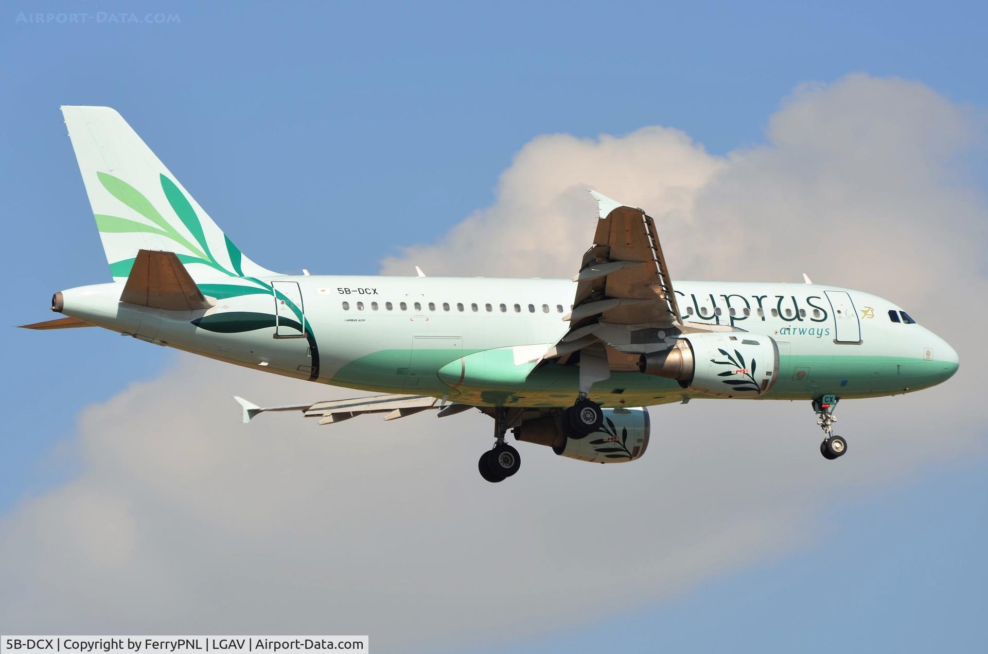 5B-DCX, 1999 Airbus A319-114 C/N 1091, Landing in ATH: Cyprus Airways A319