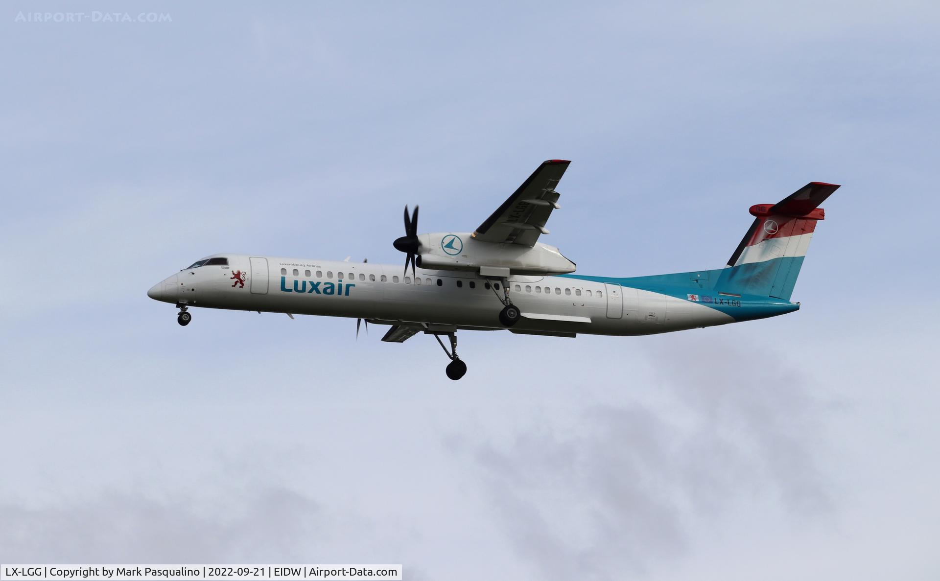 LX-LGG, 2012 Bombardier DHC-8-402Q Dash 8 Dash 8 C/N 4418, DHC-8-402Q