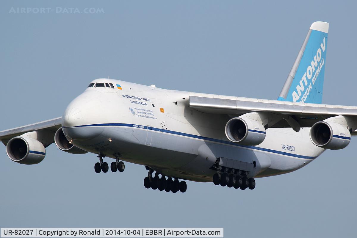 UR-82027, 1990 Antonov An-124-100 Ruslan C/N 19530502288, at bru