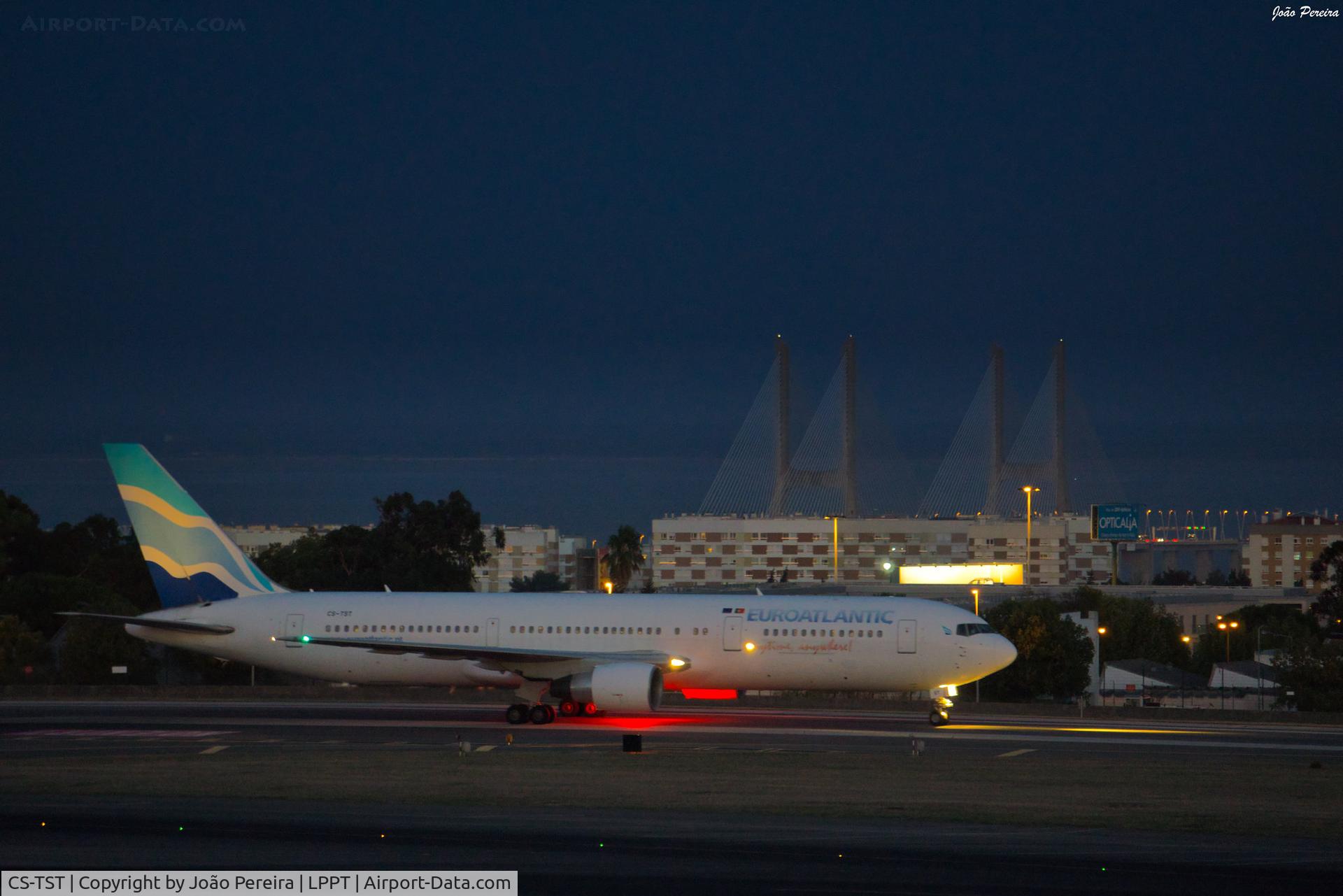 CS-TST, 2002 Boeing 767-34P/ER C/N 33047/889, Euro Atlantic B763 at LPPT