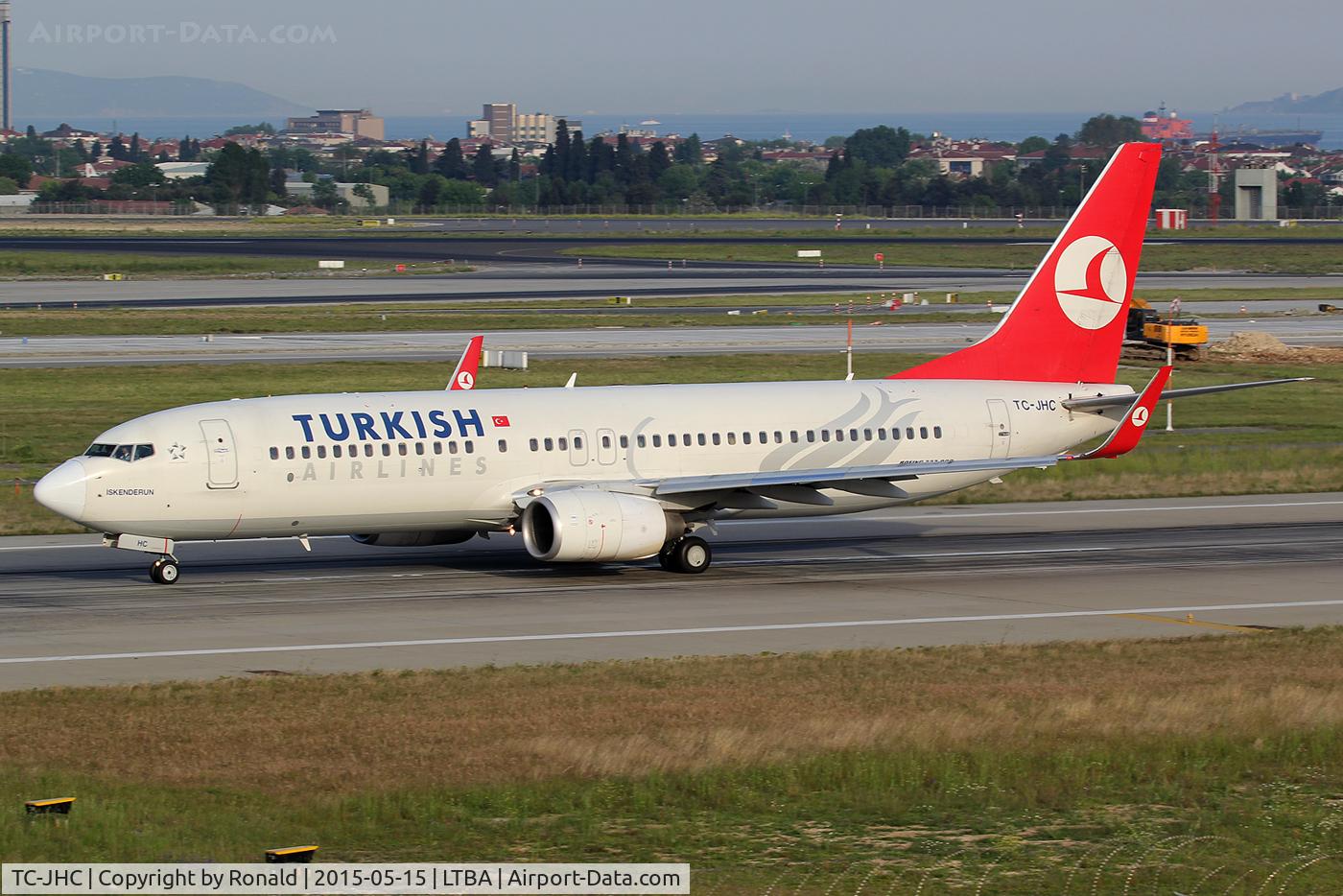 TC-JHC, 2008 Boeing 737-8F2 C/N 35742, at ist