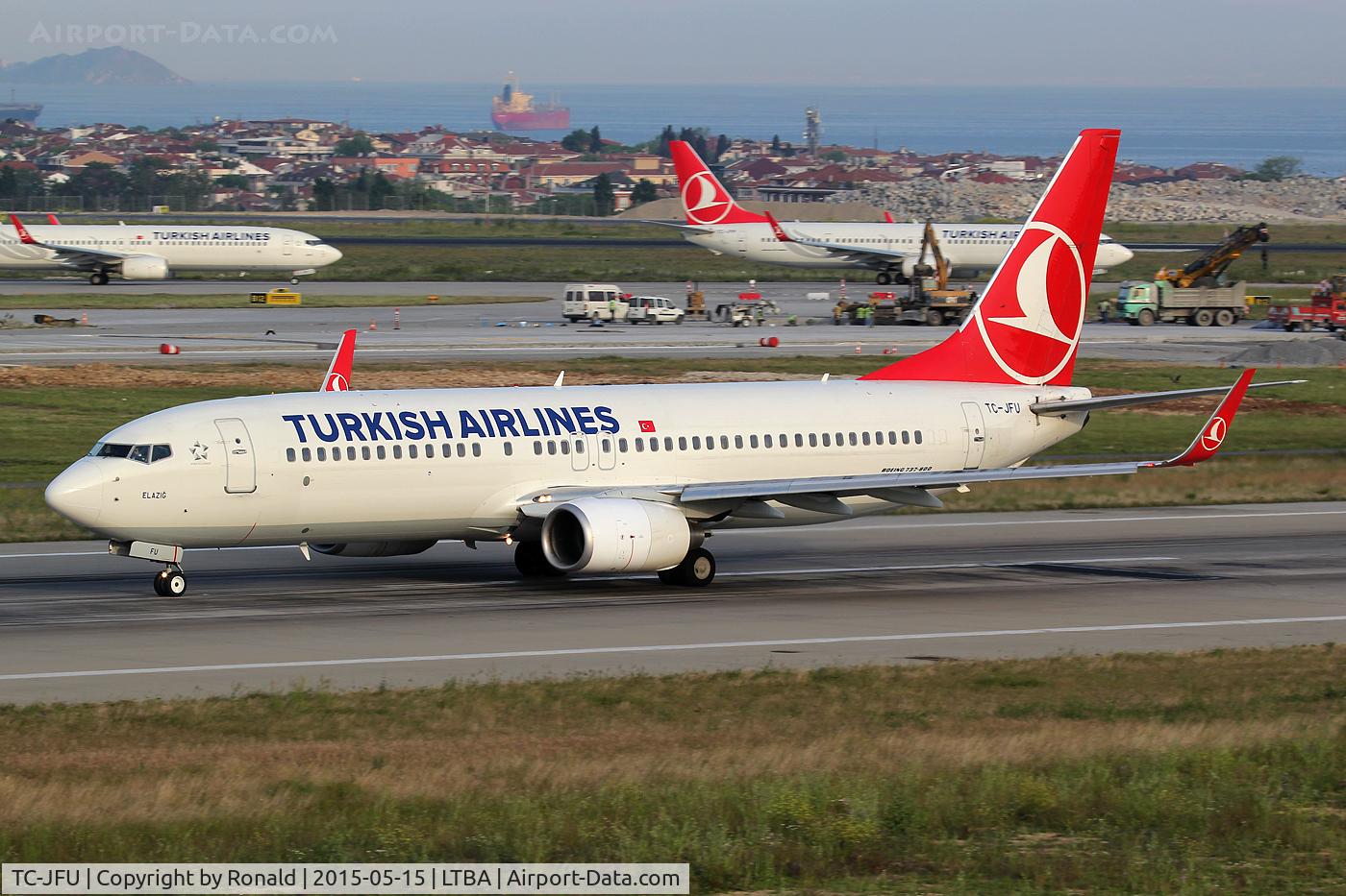 TC-JFU, 1999 Boeing 737-8F2 C/N 29781, at ist