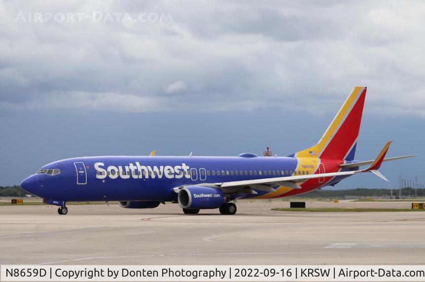 N8659D, 2015 Boeing 737-8H4 C/N 36901, Southwest Flight 2746 taxis at Southwest Florida International prior to flight to Baltimore-Washington International Airport