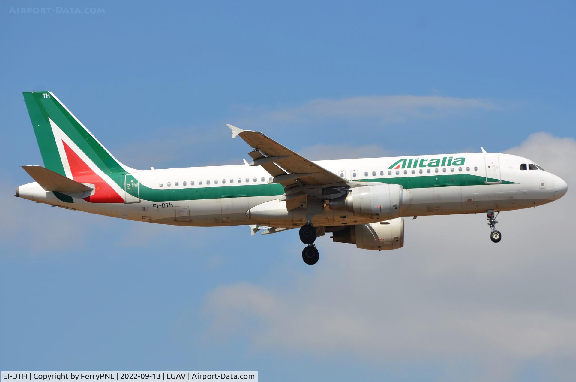 EI-DTH, 2009 Airbus A320-216 C/N 3956, ITA A320 still operating in Alitalia cs