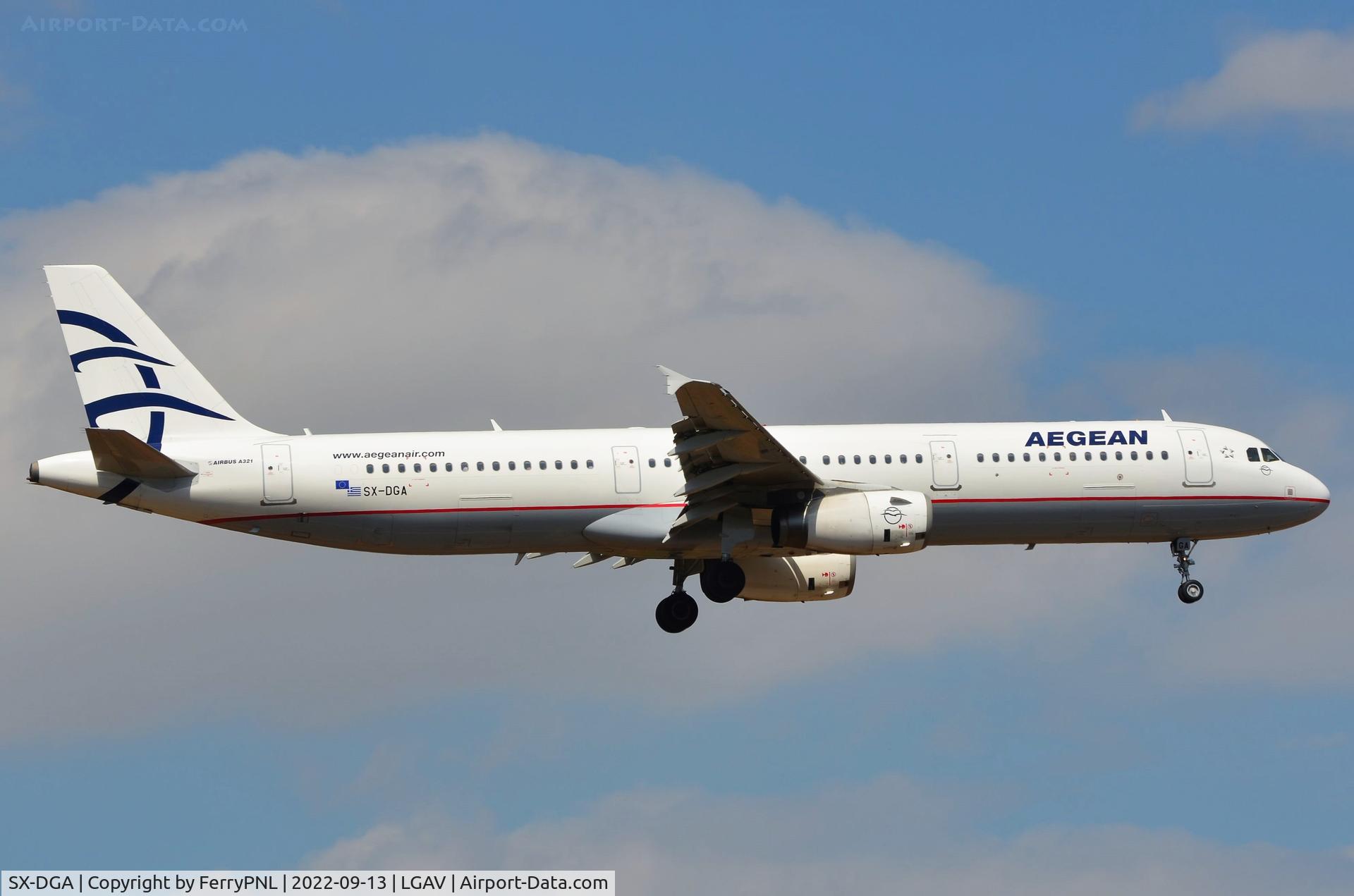 SX-DGA, 2009 Airbus A321-231 C/N 3878, Aegean A321 arriving