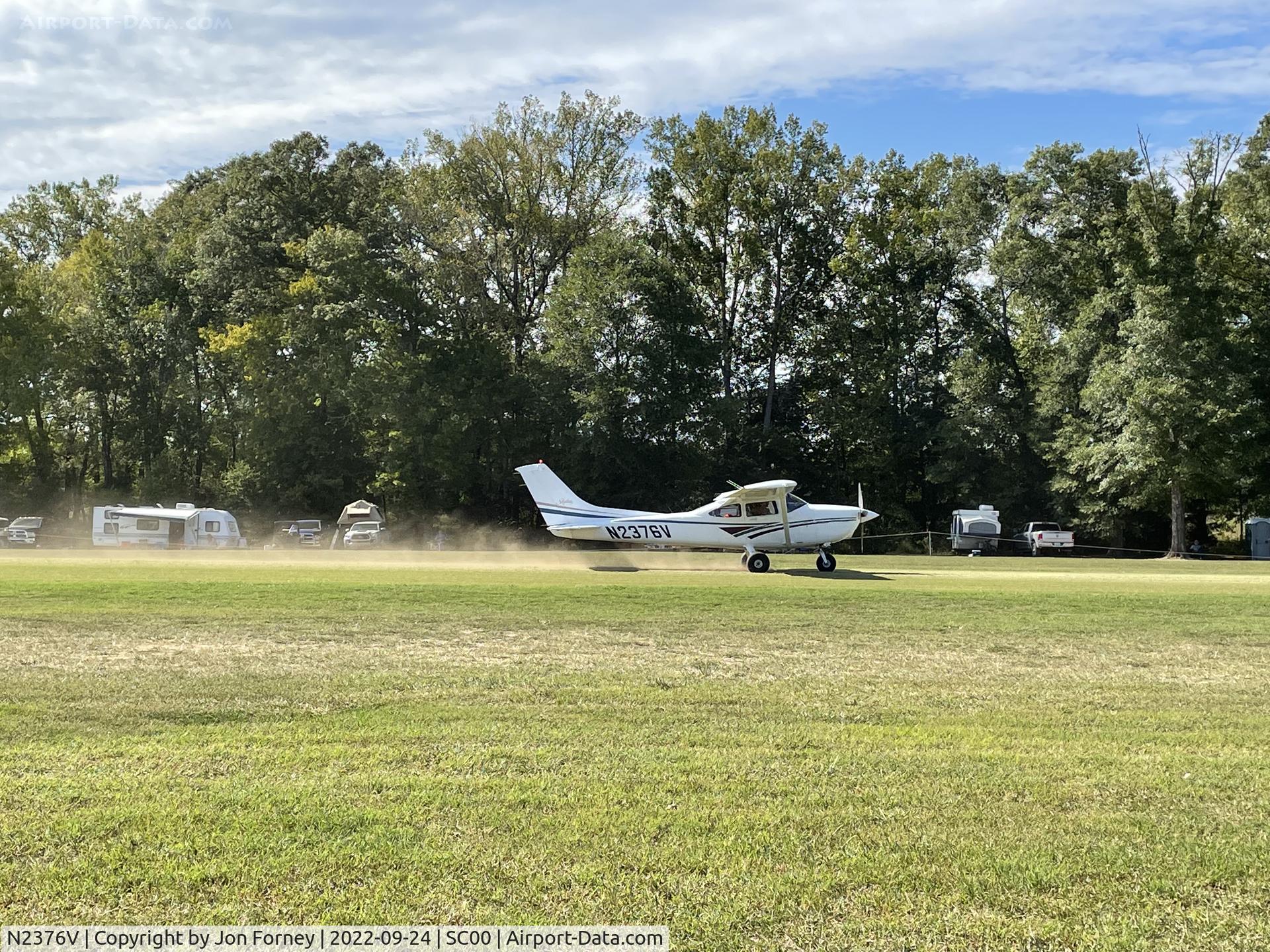 N2376V, 1998 Cessna 182S Skylane C/N 18280432, Triple Tree Fly-In 2022