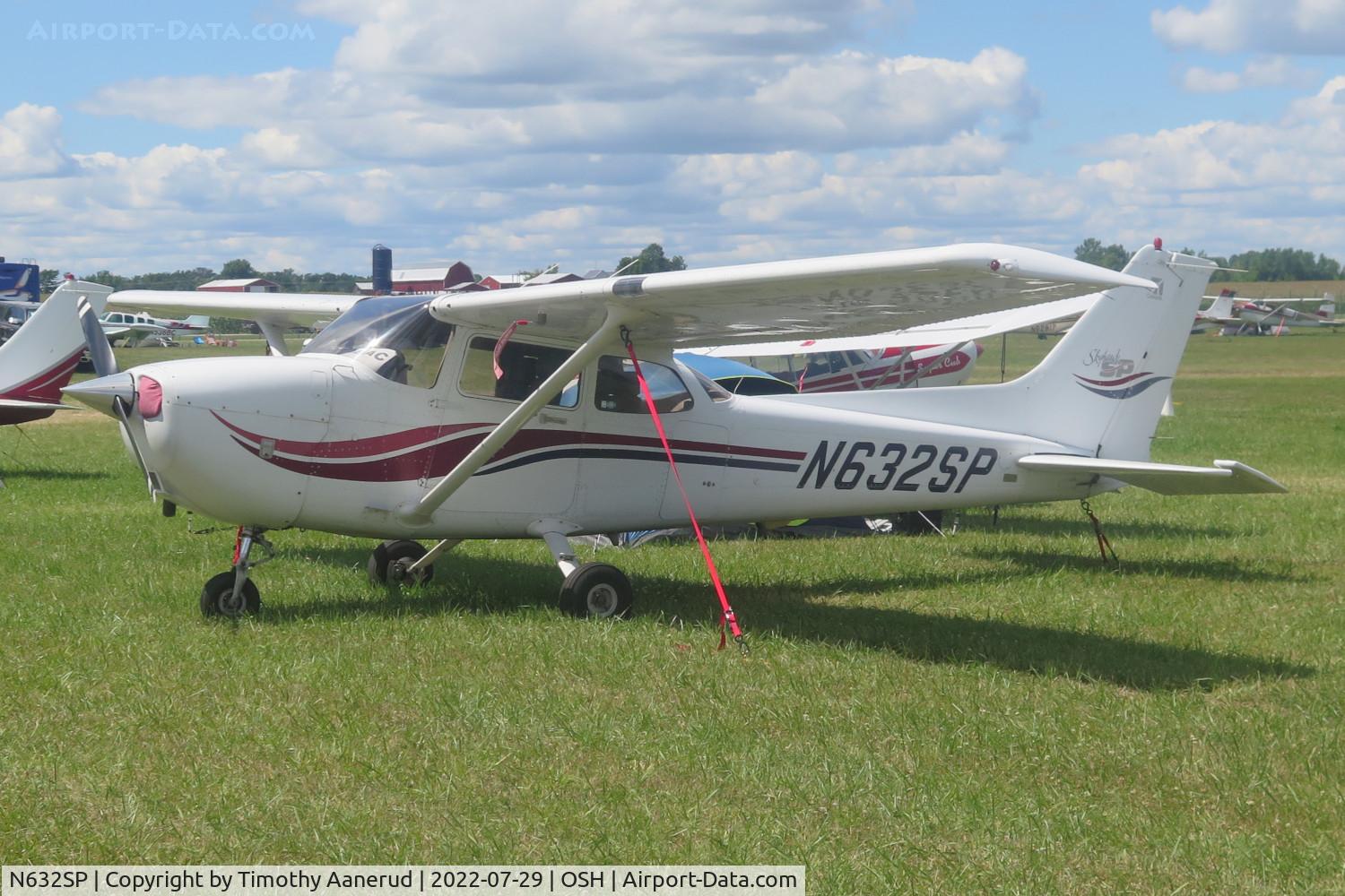 N632SP, 2000 Cessna 172S Skyhawk SP C/N 172S8627, 2000 Cessna 172S Skyhawk SP, c/n: 172S8627, AirVenture 2022
