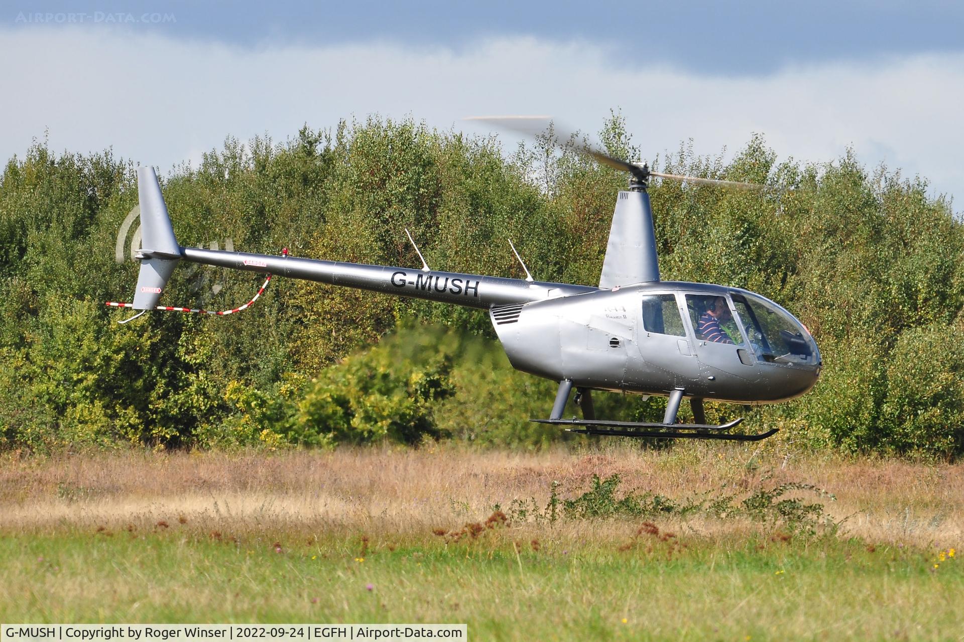 G-MUSH, 2004 Robinson R44 II C/N 10278, Resident Raven II.