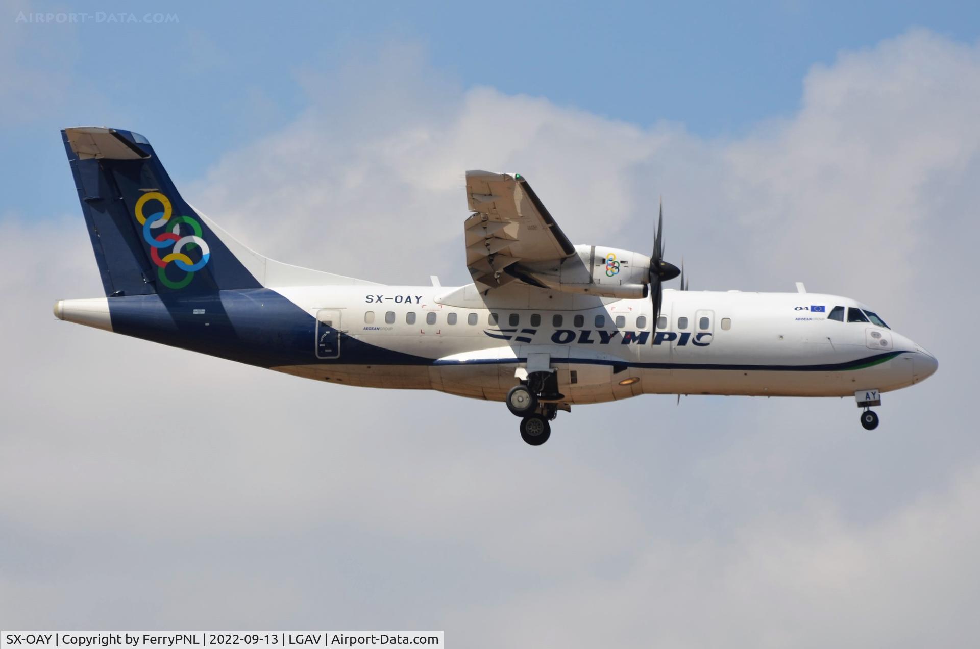 SX-OAY, 2013 ATR 42-600 C/N 1002, Olympic Air ATR42 landing