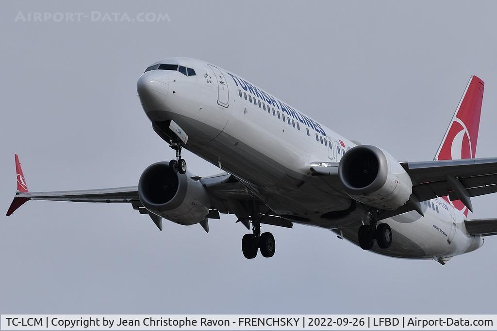 TC-LCM, 2019 Boeing 737-8 MAX C/N 60055, TK1389 / THY8TS from Istanbul landing runway 23