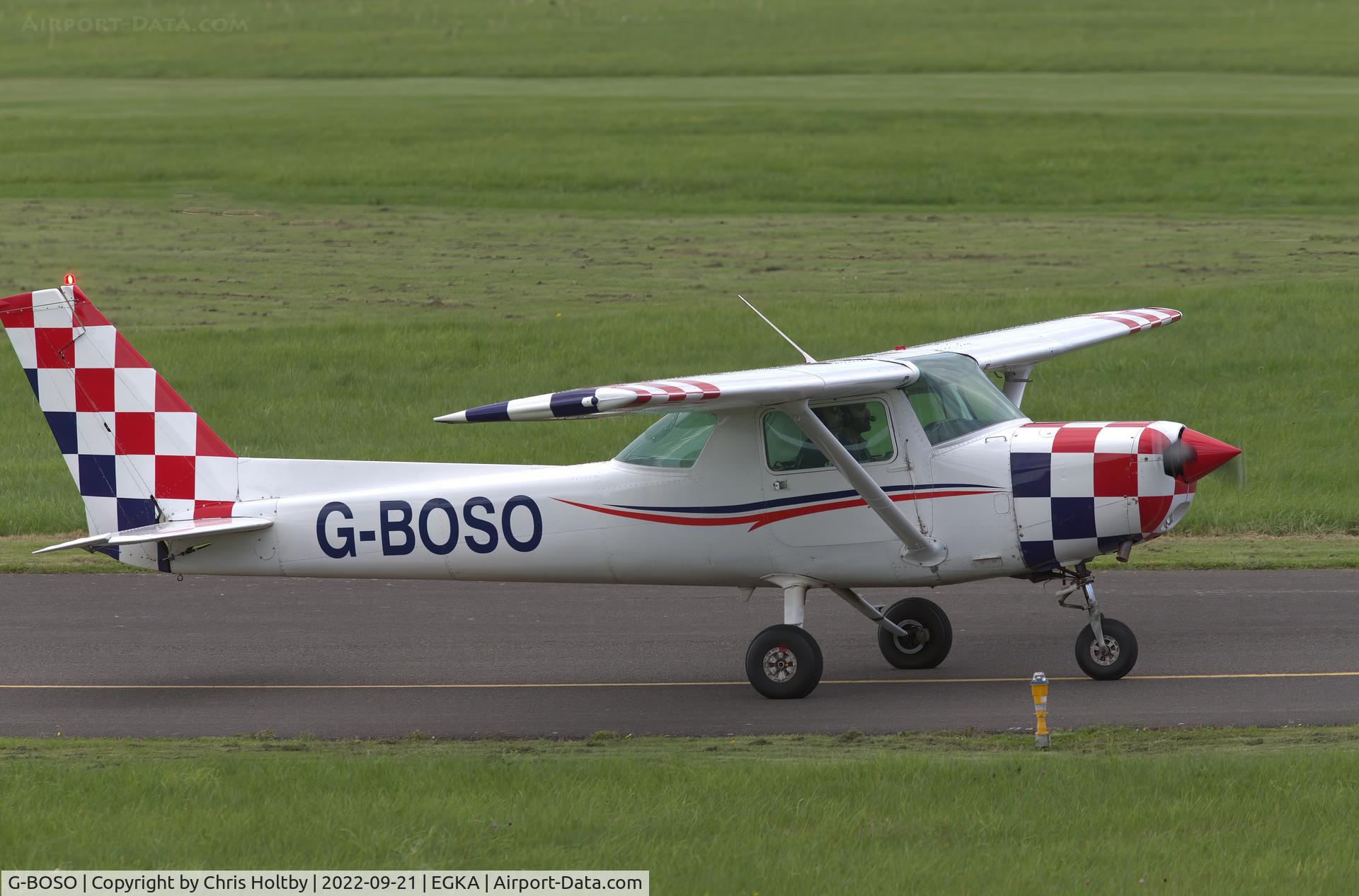 G-BOSO, 1981 Cessna A152 Aerobat C/N A152-0975, Taxiing at Shoreham Airport, Sussex