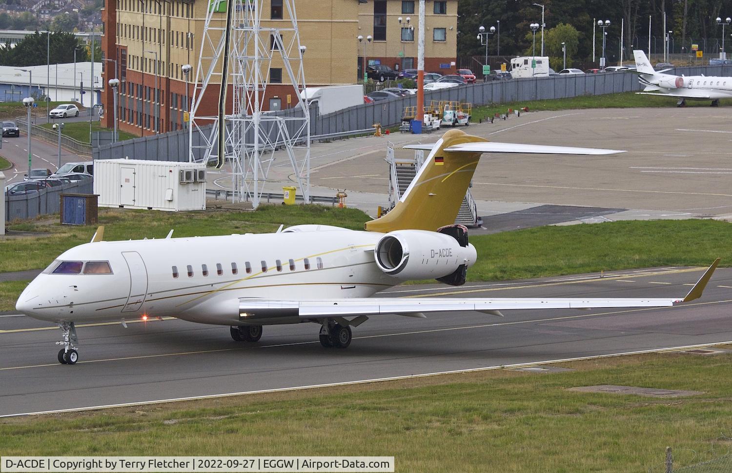 D-ACDE, 2010 Bombardier BD-700-1A11 Global Express C/N 9405, At Luton