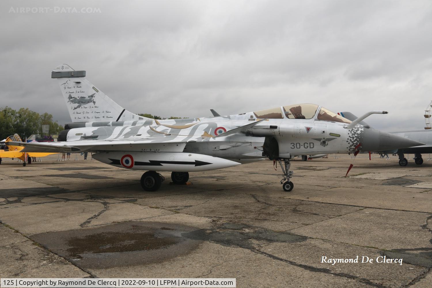 125, Dassault Rafale C C/N 125, Special paint to celebrate the 80 th anniversary of 30 sq. at the Air Legend Air Show Melun.