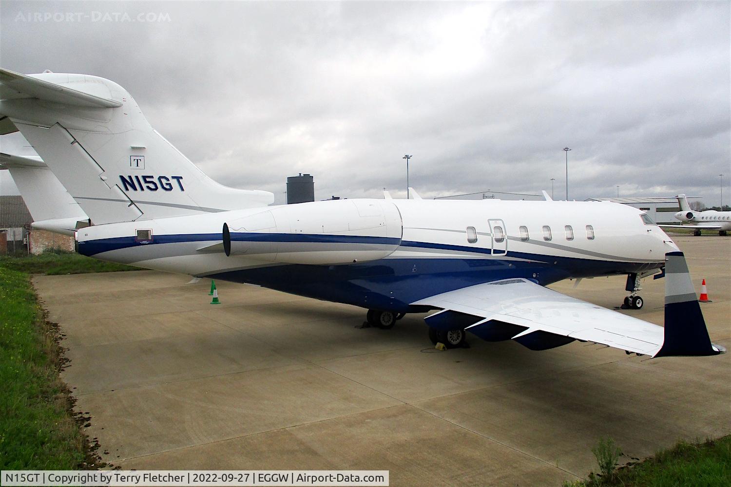 N15GT, 2006 Bombardier Challenger 300 (BD-100-1A10) C/N 20120, At Luton