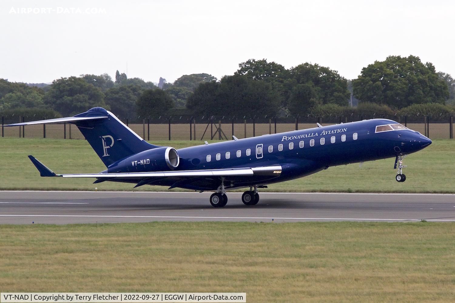 VT-NAD, 2021 Bombardier BD-700-1A11 Global 6500 C/N 60039, At Luton