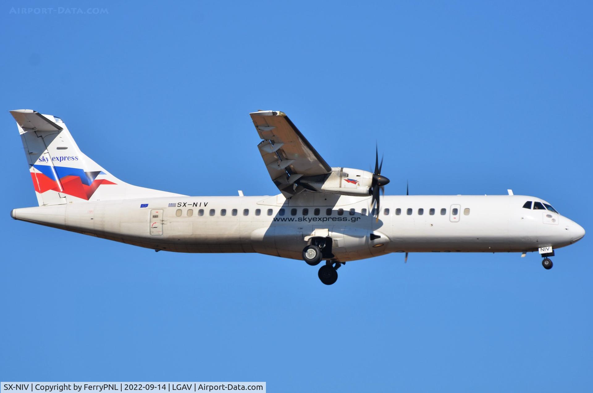 SX-NIV, 2007 ATR 72-500 C/N 767, Sky Express ATR72 in old cs