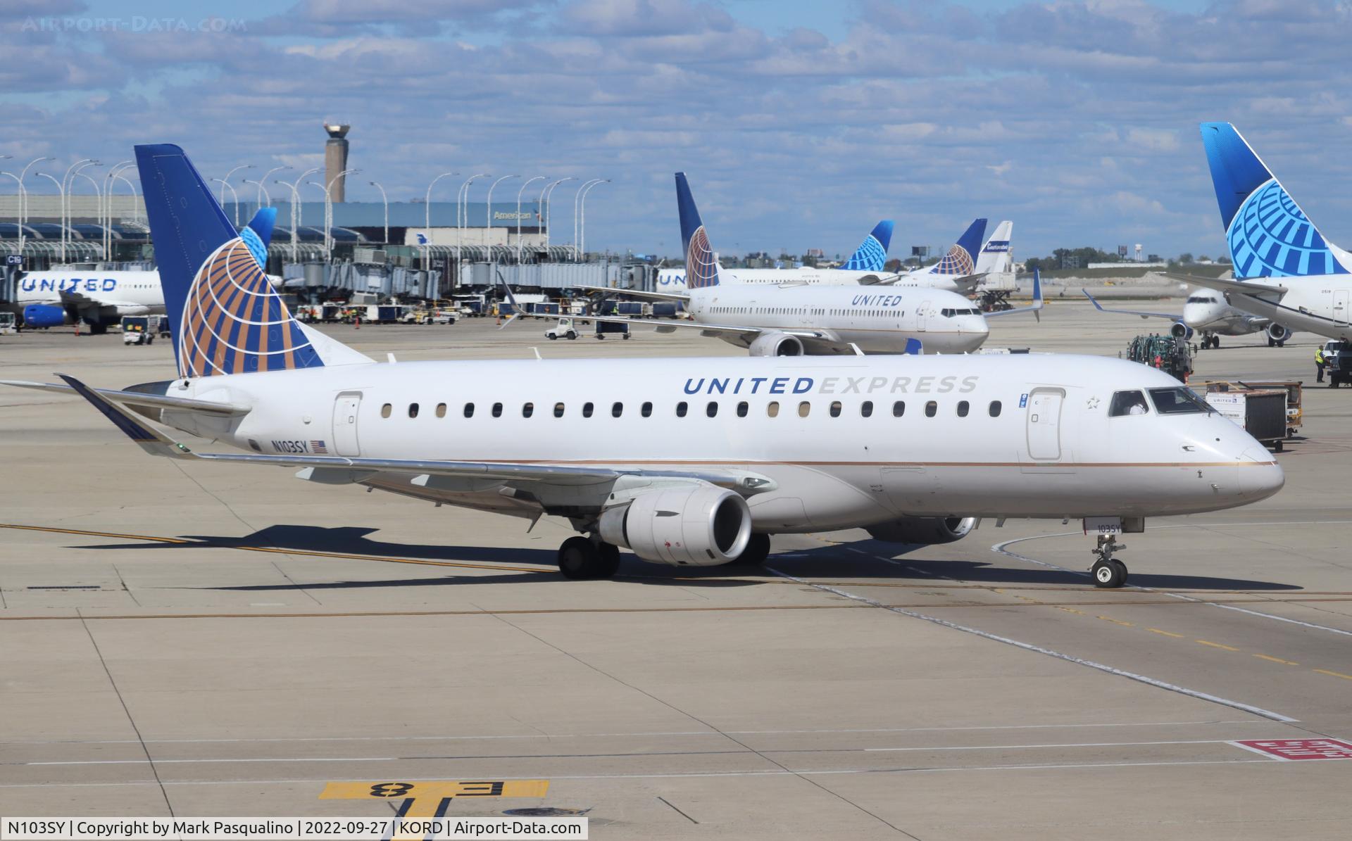 N103SY, 2014 Embraer 175LR (ERJ-170-200LR) C/N 17000390, ERJ-170-200LR