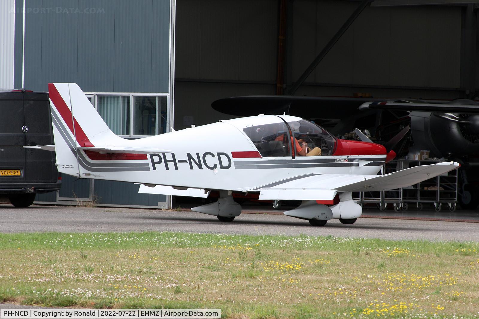 PH-NCD, 2006 Robin DR-400-140B Major C/N 2610, at ehmz