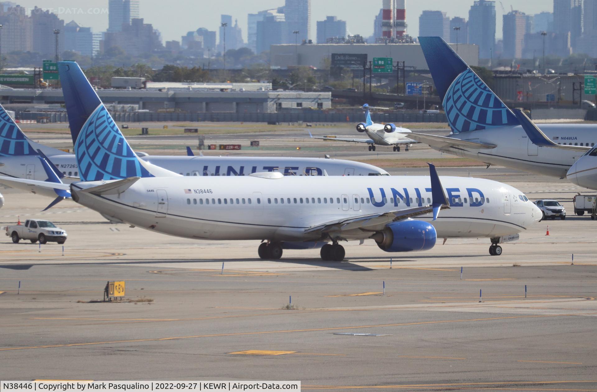 N38446, 2012 Boeing 737-924/ER C/N 31661, Boeing 737-924/ER