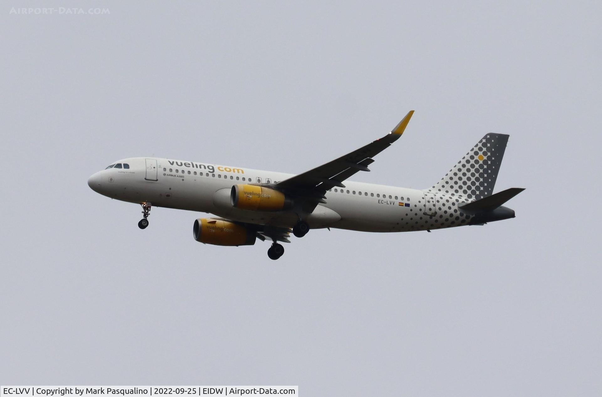 EC-LVV, 2013 Airbus A320-232 C/N 5620, Airbus A320-232