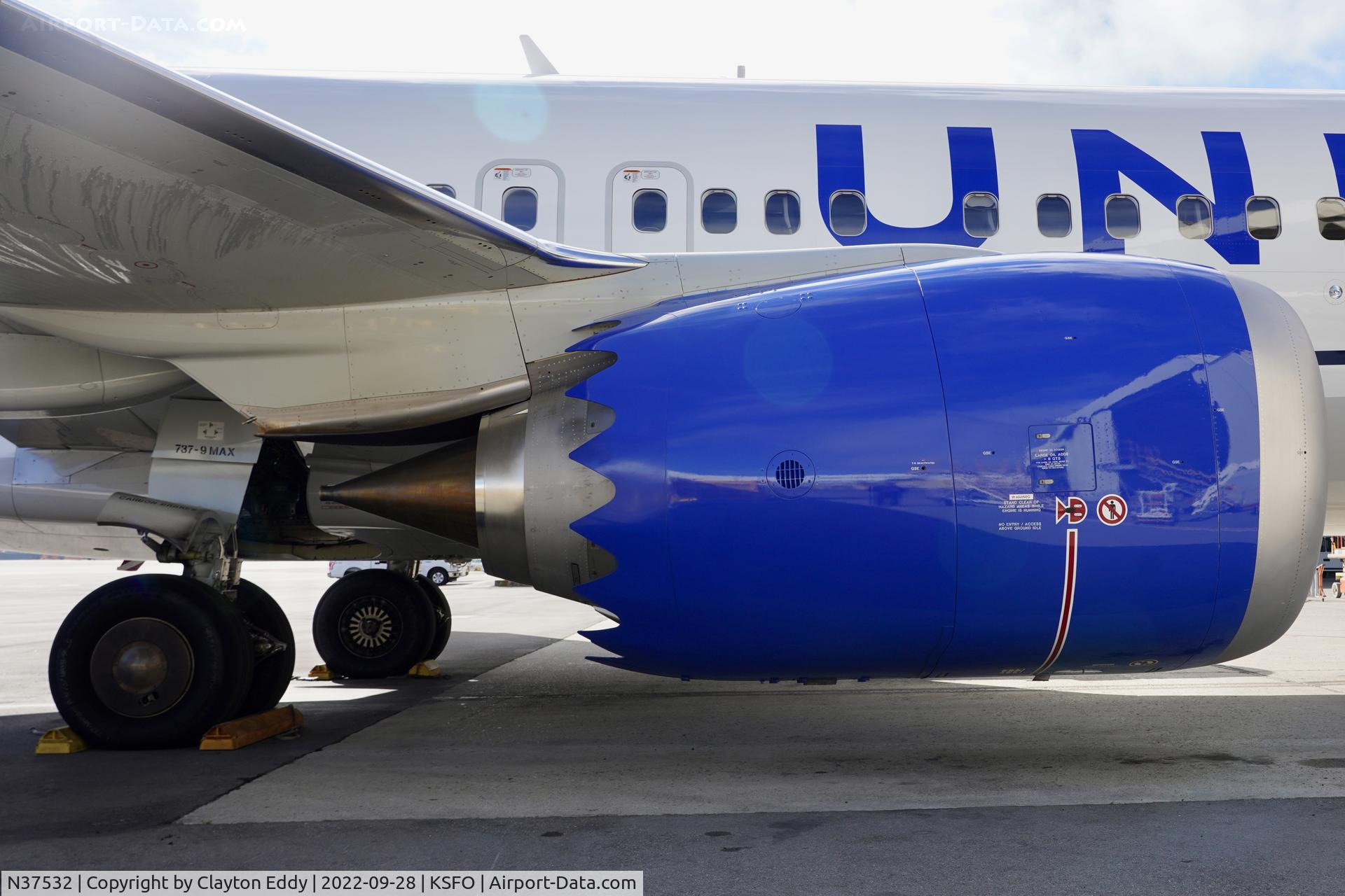 N37532, 2022 Boeing 737-9 MAX C/N 64453, SFO 2022.