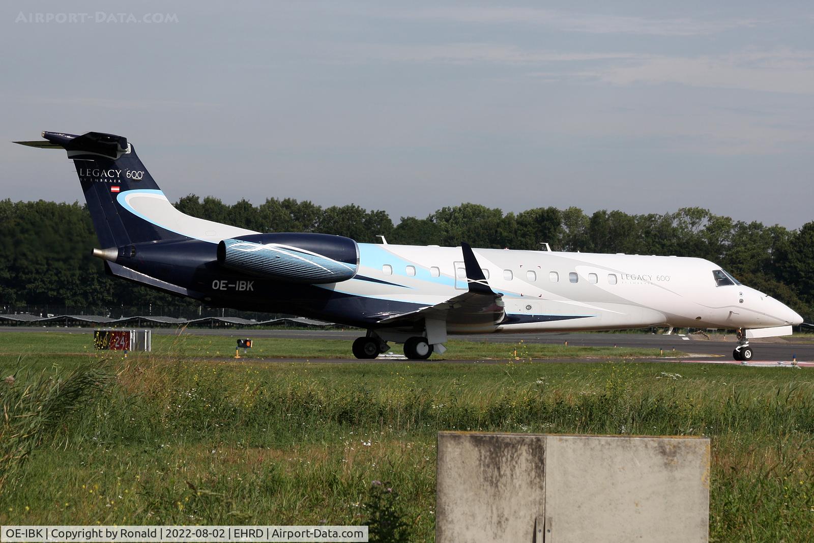 OE-IBK, 2009 Embraer ERJ-135BJ 600 Legacy C/N 14501110, at 16hoven