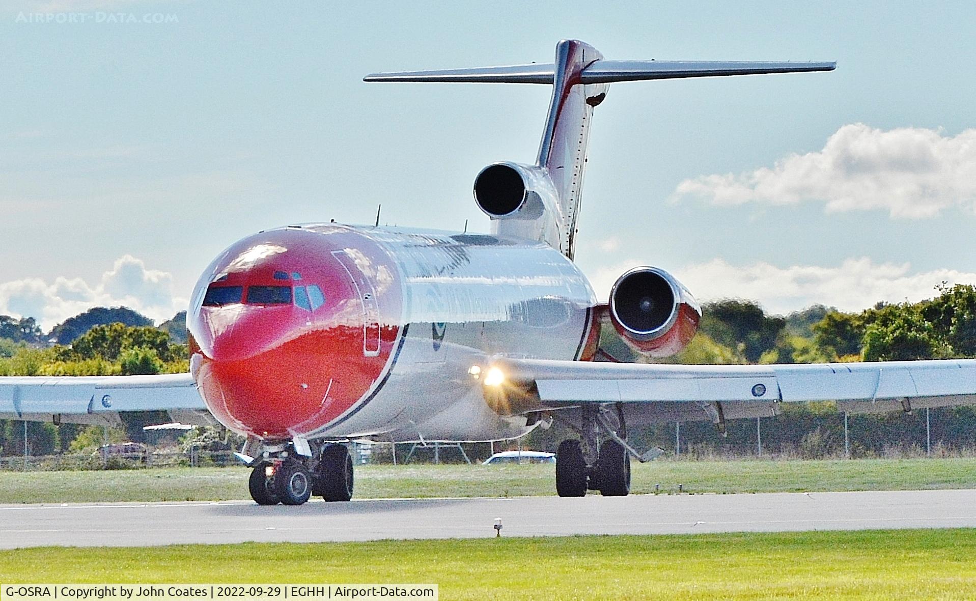 G-OSRA, 1984 Boeing 727-2S2F C/N 22938, Turning to line up 08