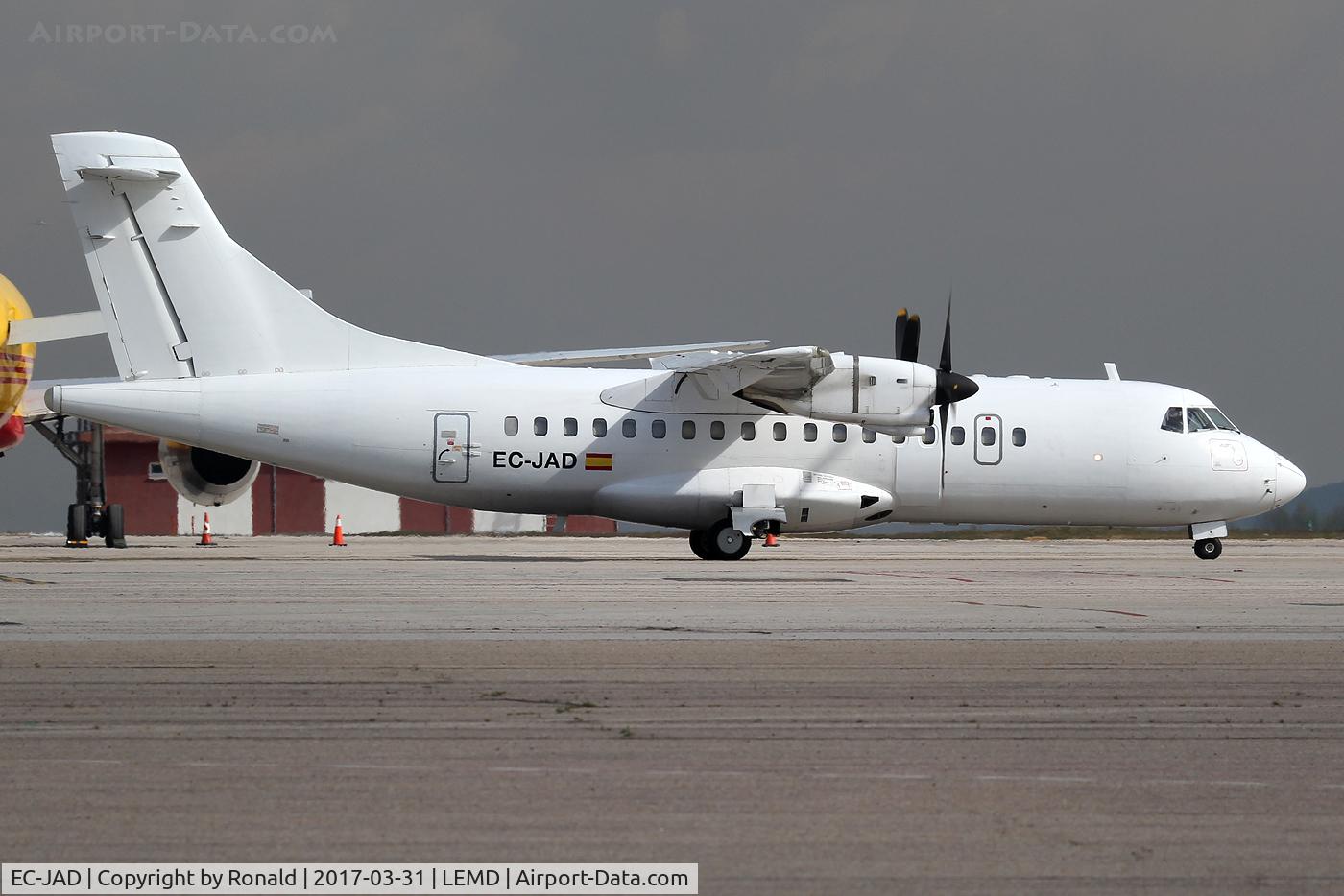 EC-JAD, 1992 ATR 42-201 C/N 321, at mad