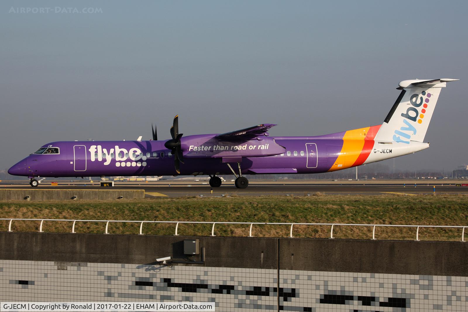 G-JECM, 2005 De Havilland Canada DHC-8-402Q Dash 8 C/N 4118, at spl
