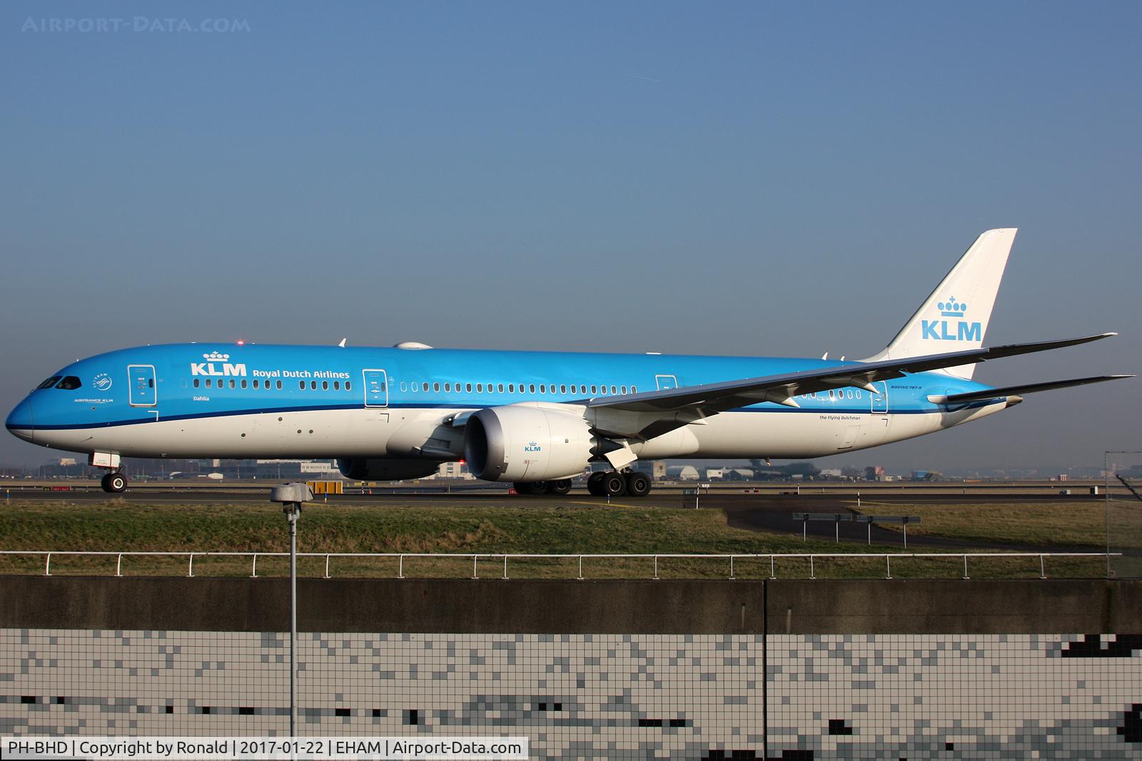 PH-BHD, 2015 Boeing 787-9 Dreamliner Dreamliner C/N 38763, at spl