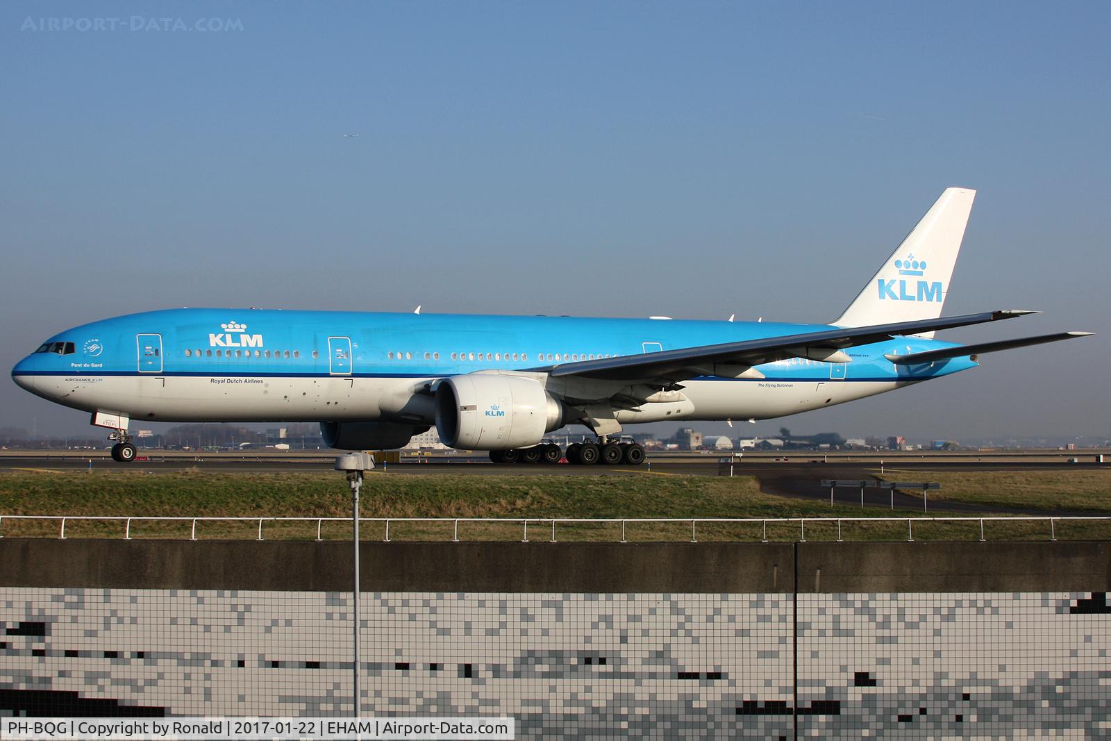 PH-BQG, 2004 Boeing 777-206/ER C/N 32704, at spl