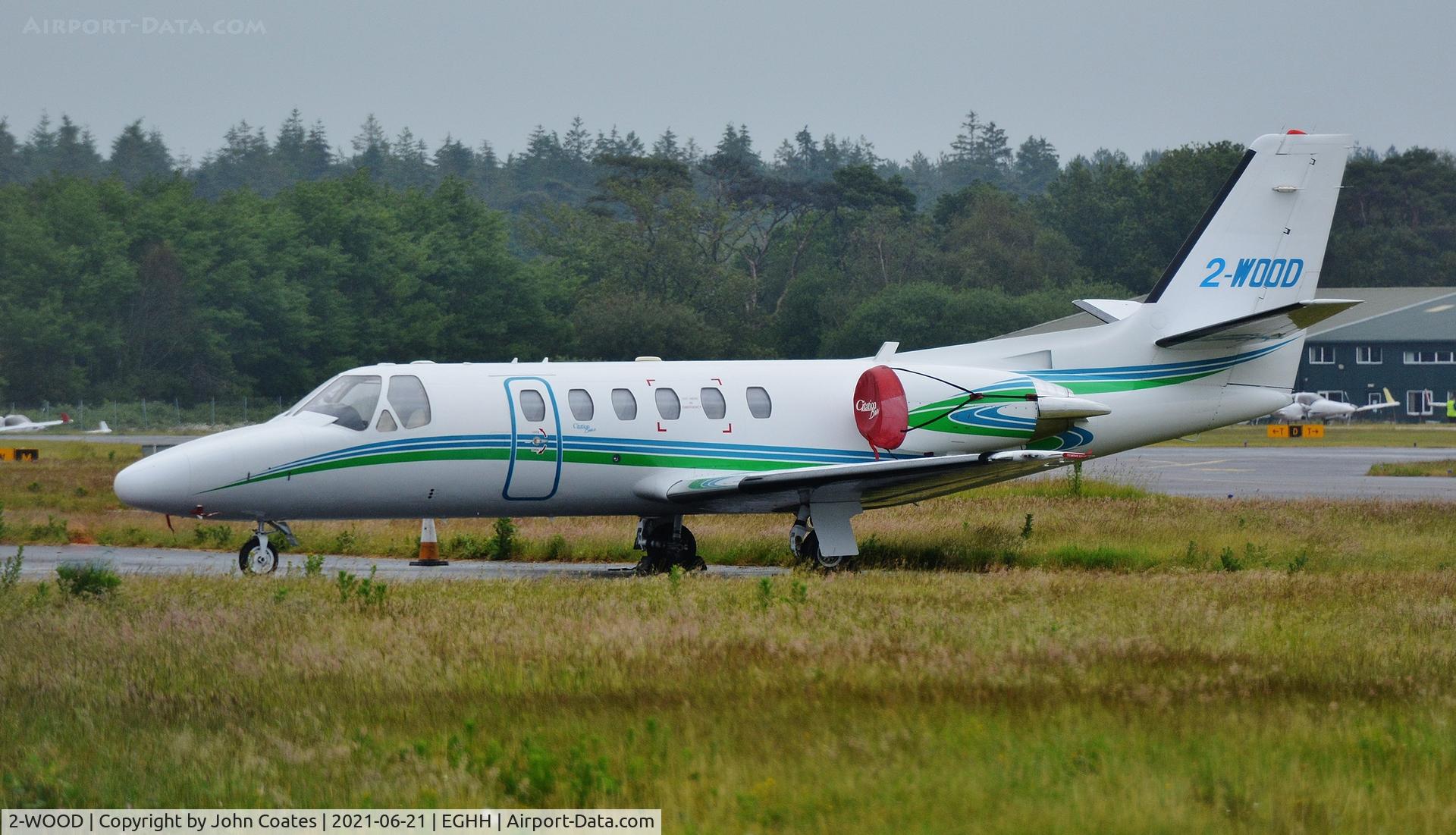 2-WOOD, 2002 Cessna 550 Citation Bravo C/N 550-1042, Parked