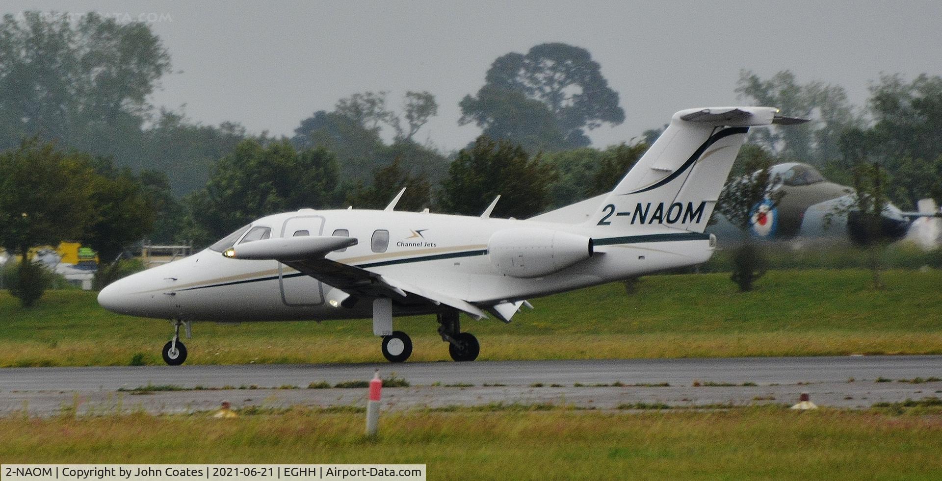 2-NAOM, Eclipse Aviation Corp EA550 C/N 000230, Departing