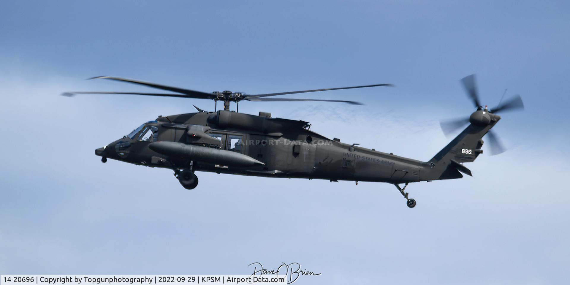 14-20696, 2015 Sikorsky HH-60M Black Hawk C/N 704439, PATRIOT05 coming in to land on the alpha taxiway