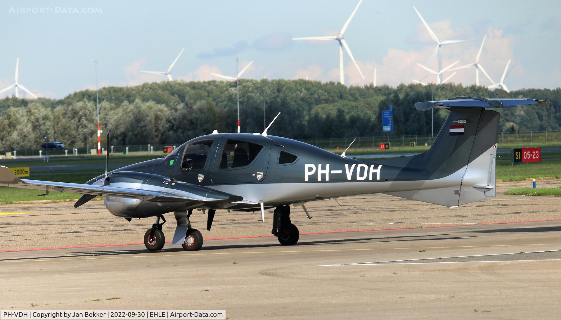 PH-VDH, Diamond DA-62 C/N 62.158, Lelystad Airport