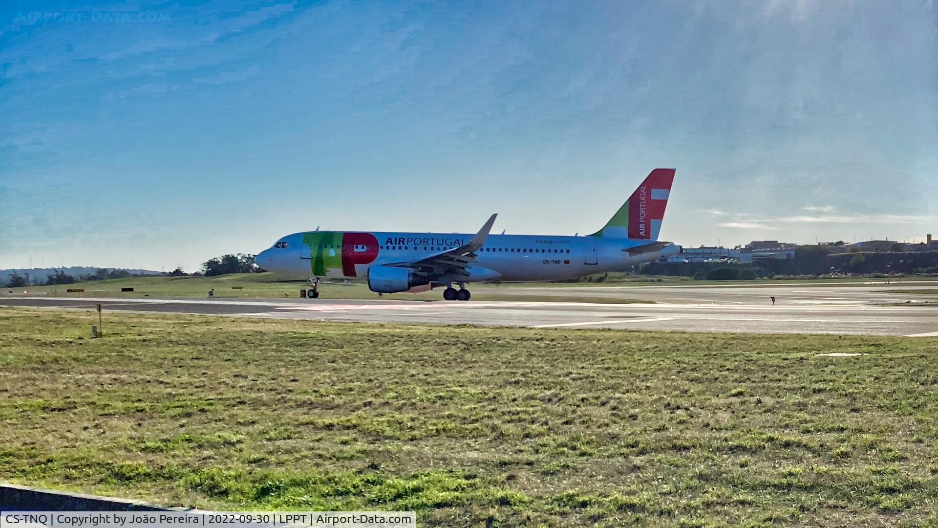 CS-TNQ, 2009 Airbus A320-214 C/N 3769, TAP A320 at LPPT