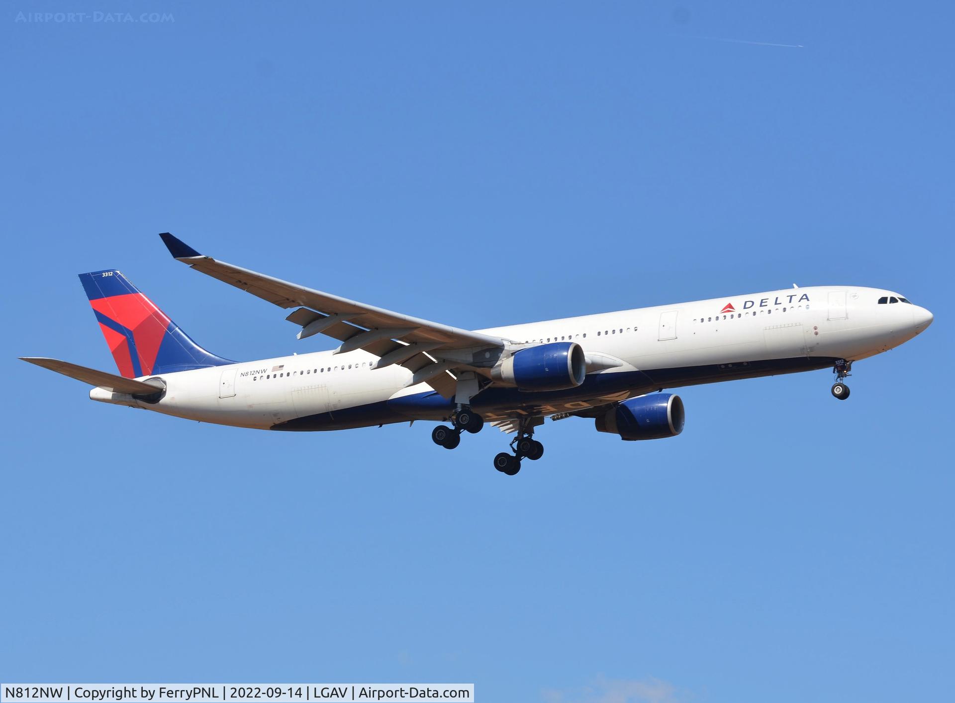 N812NW, 2006 Airbus A330-323 C/N 0784, Arrival of Delta A333