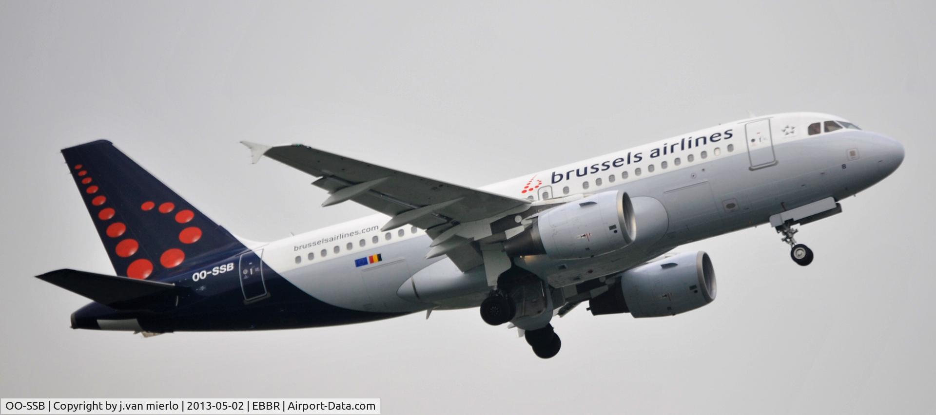 OO-SSB, 2005 Airbus A319-111 C/N 2400, T/O BRU 07R