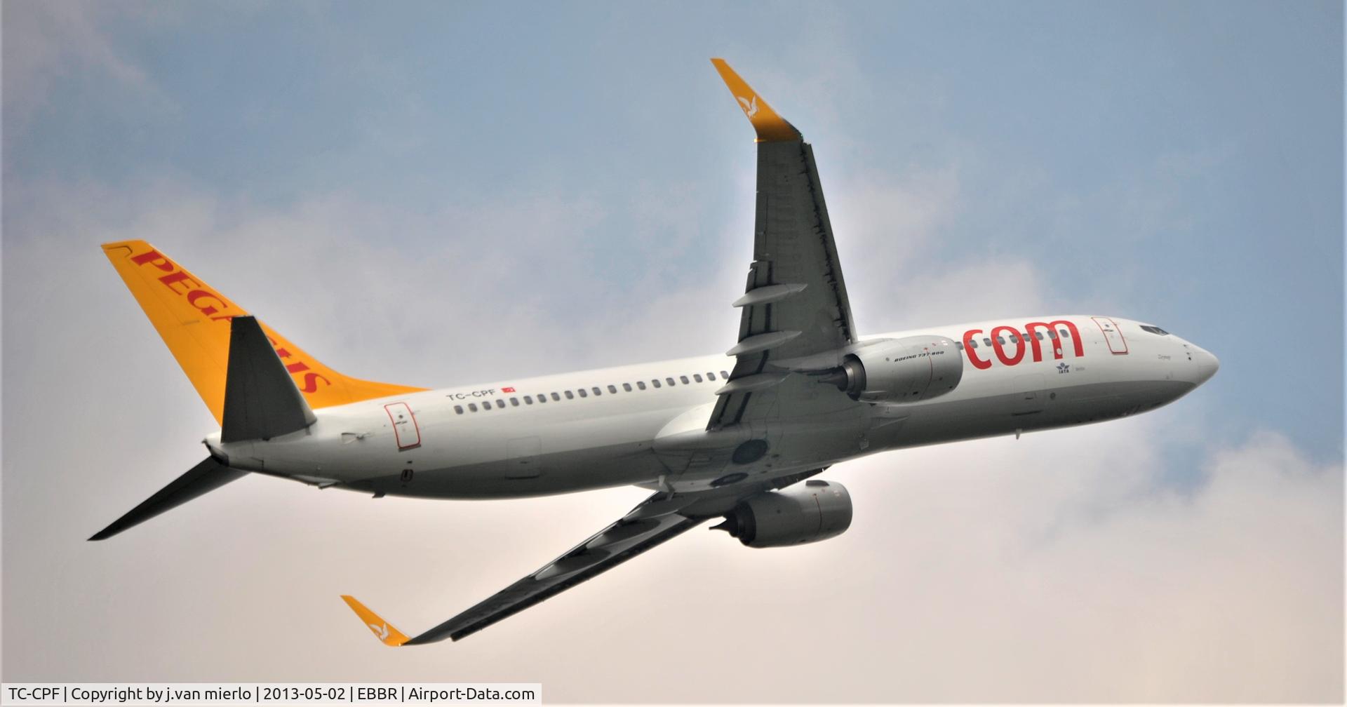 TC-CPF, 2012 Boeing 737-82R C/N 40879, T/O BRU 07R