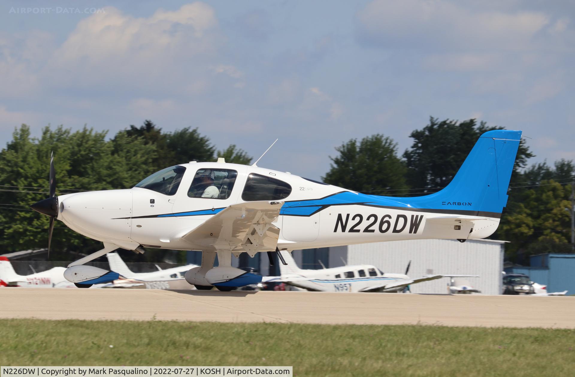 N226DW, 2015 Cirrus SR22 C/N 4229, Cirrus SR22