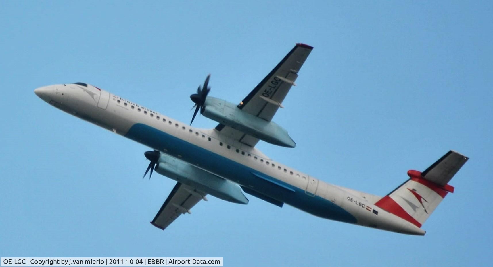 OE-LGC, 2000 De Havilland Canada DHC-8-402Q Dash 8 C/N 4026, T/O BRU 25R