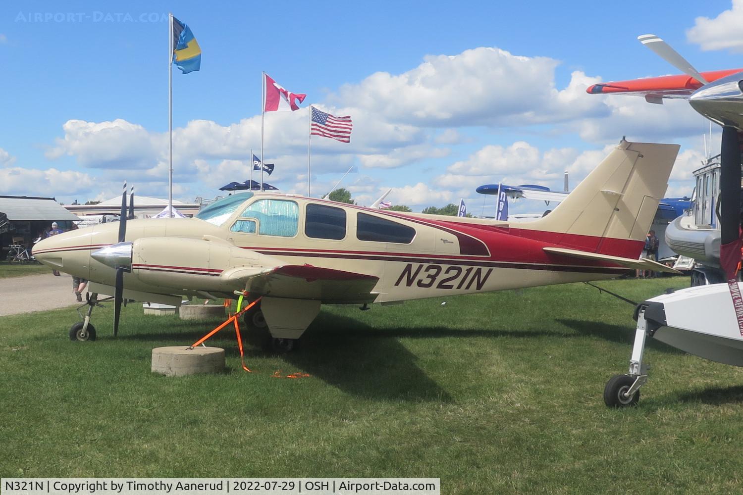 N321N, 1968 Beech D55 Baron C/N TE-583, 1968 Beech D55, c/n: TE-583, AirVenture 2022