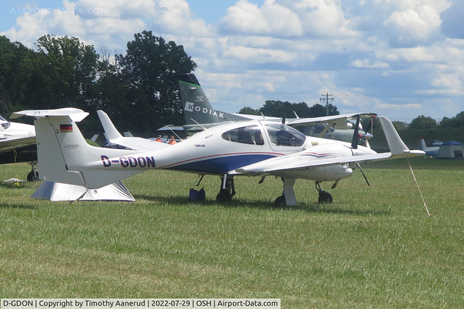 D-GDON, 2005 Diamond DA-42 Twin Star C/N 42.059, 2005 Diamond DA-42, c/n: 42.059, AirVenture 2022