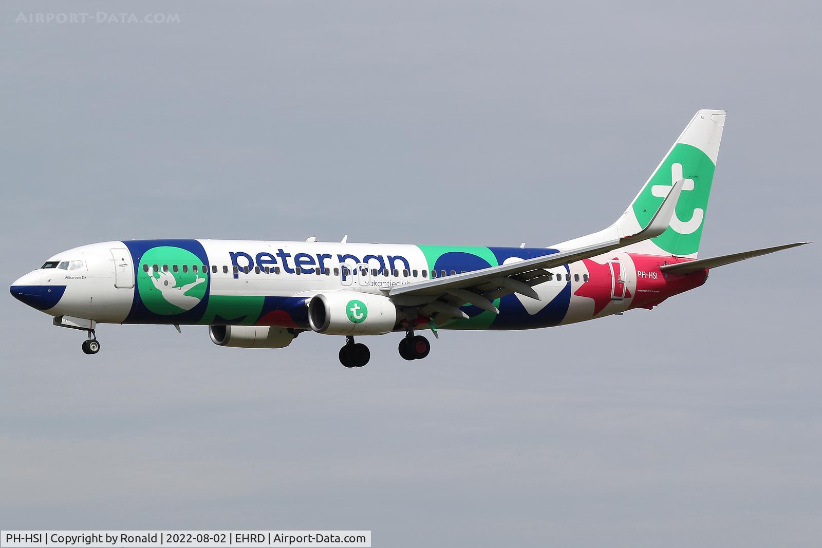 PH-HSI, 2013 Boeing 737-8K2 C/N 42148, at 16hoven